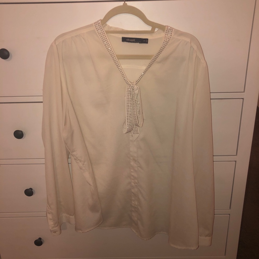 Eloquii cream top size 22